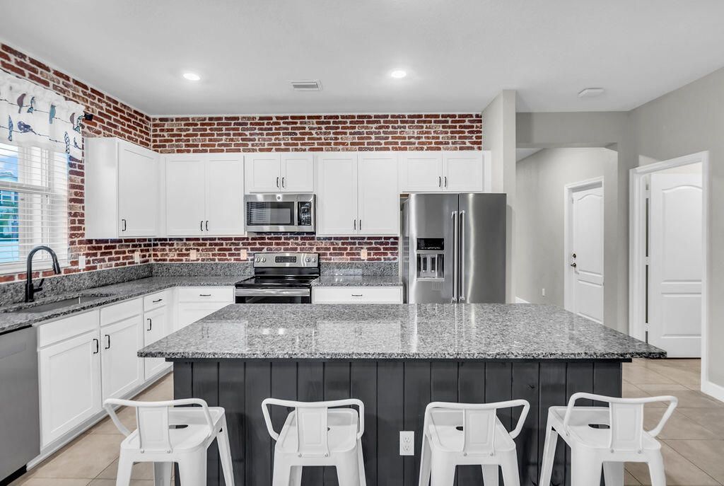 12760 NW Milestone Place, Port Saint Lucie, FL 34987 Photo