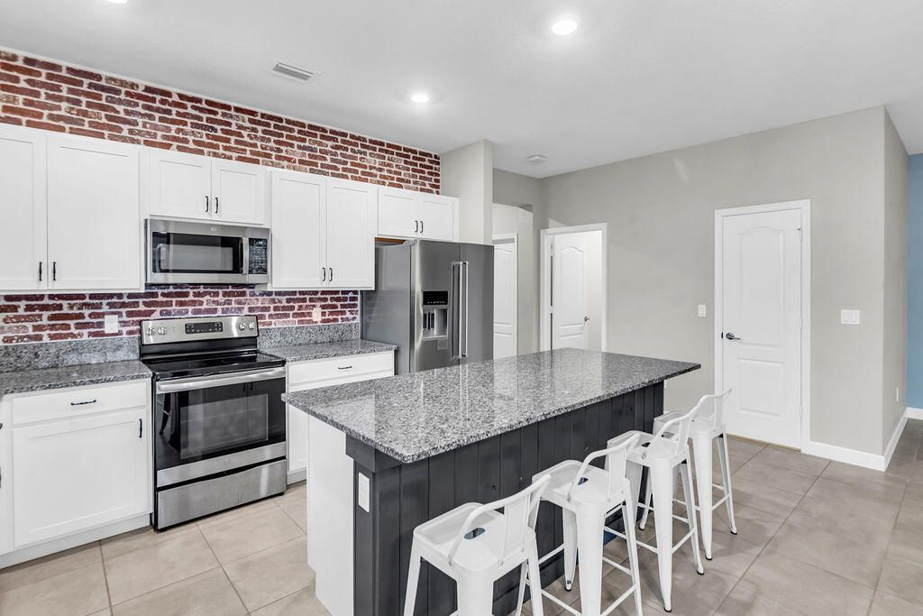 12760 NW Milestone Place, Port Saint Lucie, FL 34987 Photo