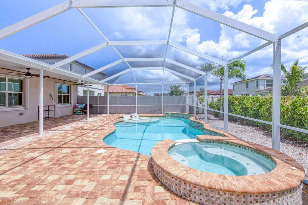 12760 NW Milestone Place, Port Saint Lucie, FL 34987 Photo