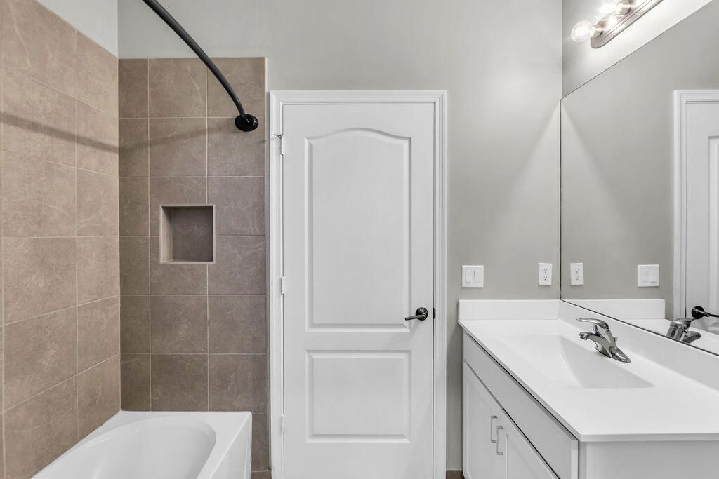 12760 NW Milestone Place, Port Saint Lucie, FL 34987 Photo