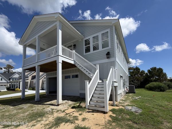 656 Fishermans Point , Newport, NC 28570