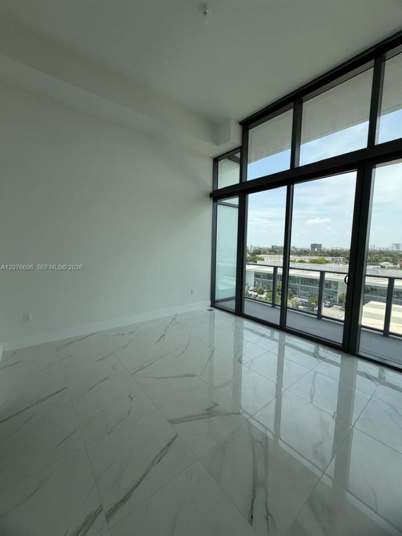 1170 E Hallandale Beach Blvd, Unit 607, Hallandale Beach, FL 33009 Photo