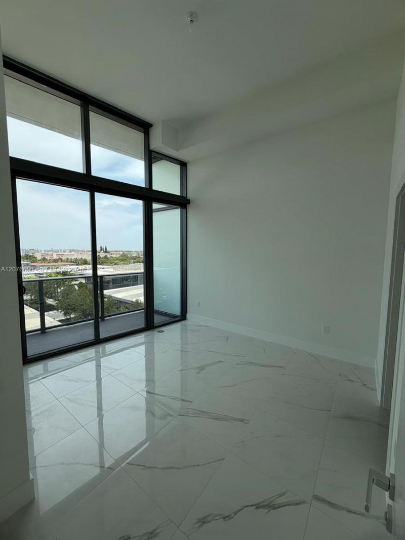 1170 E Hallandale Beach Blvd, Unit 607, Hallandale Beach, FL 33009 Photo
