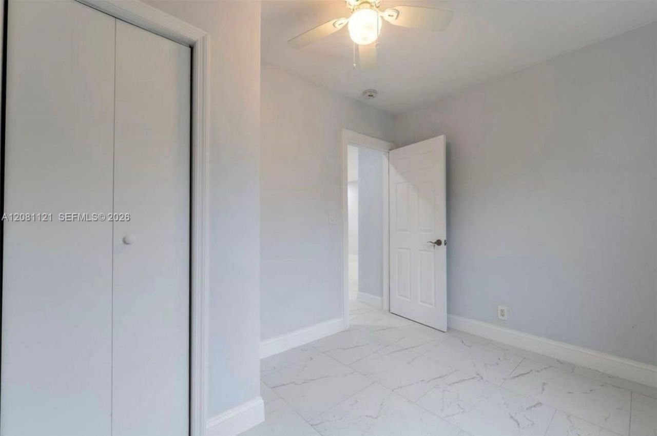 425 NW 14th Way , Fort Lauderdale, FL 33311 Photo
