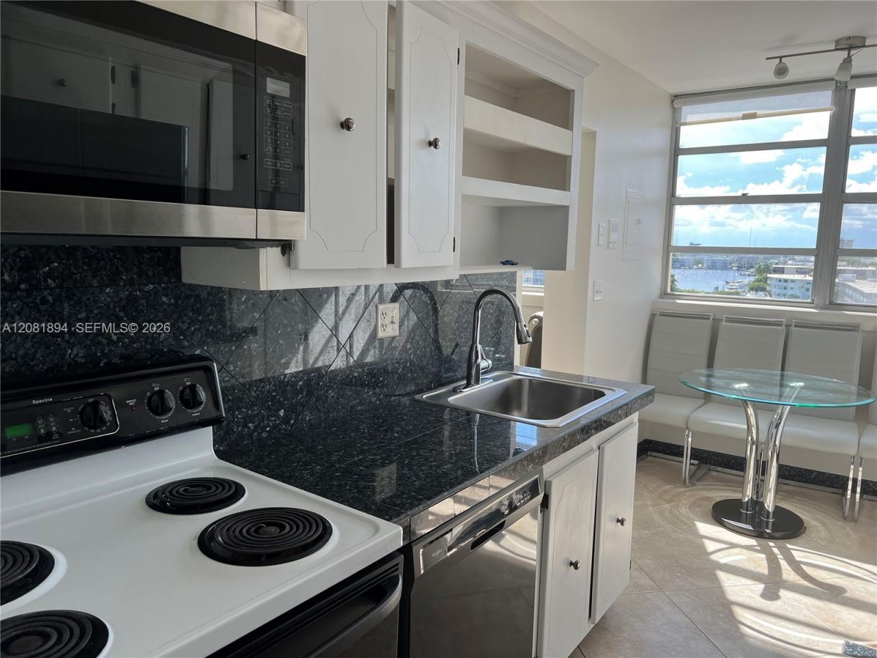 1833 S Ocean Dr , Unit 812, Hallandale Beach, FL 33009 Photo
