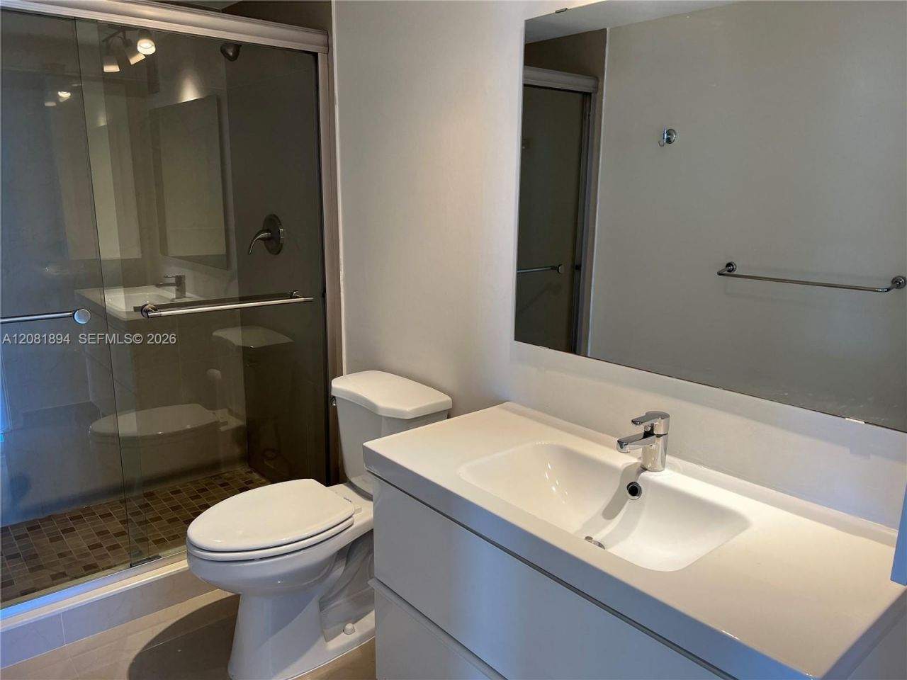 1833 S Ocean Dr , Unit 812, Hallandale Beach, FL 33009 Photo