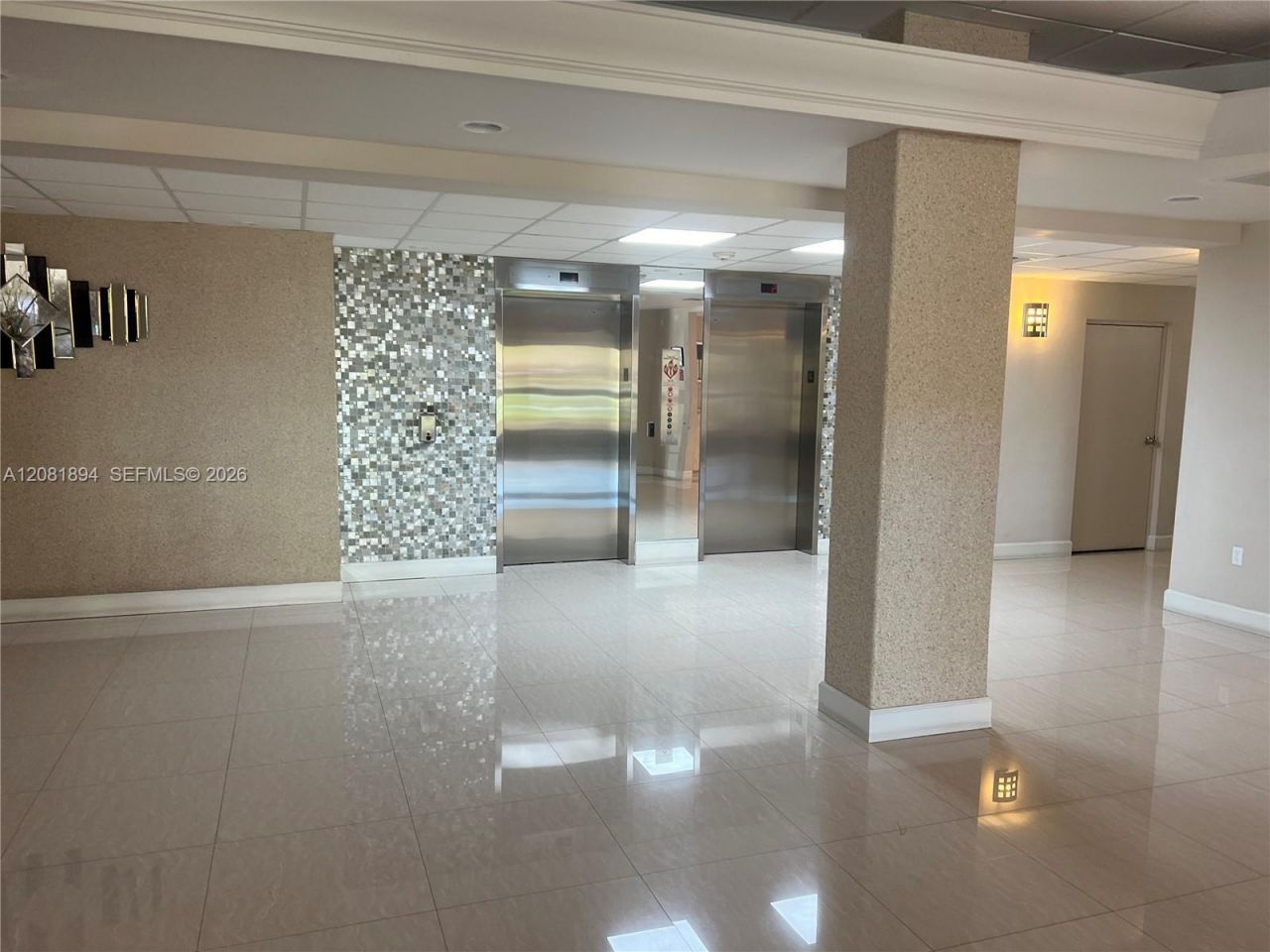 1833 S Ocean Dr , Unit 812, Hallandale Beach, FL 33009 Photo