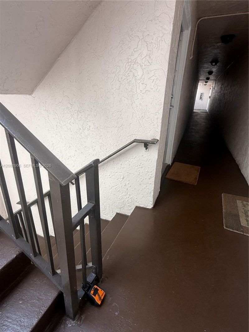 10131 W Sunrise Blvd, Unit 204, Plantation, FL 33322 Photo