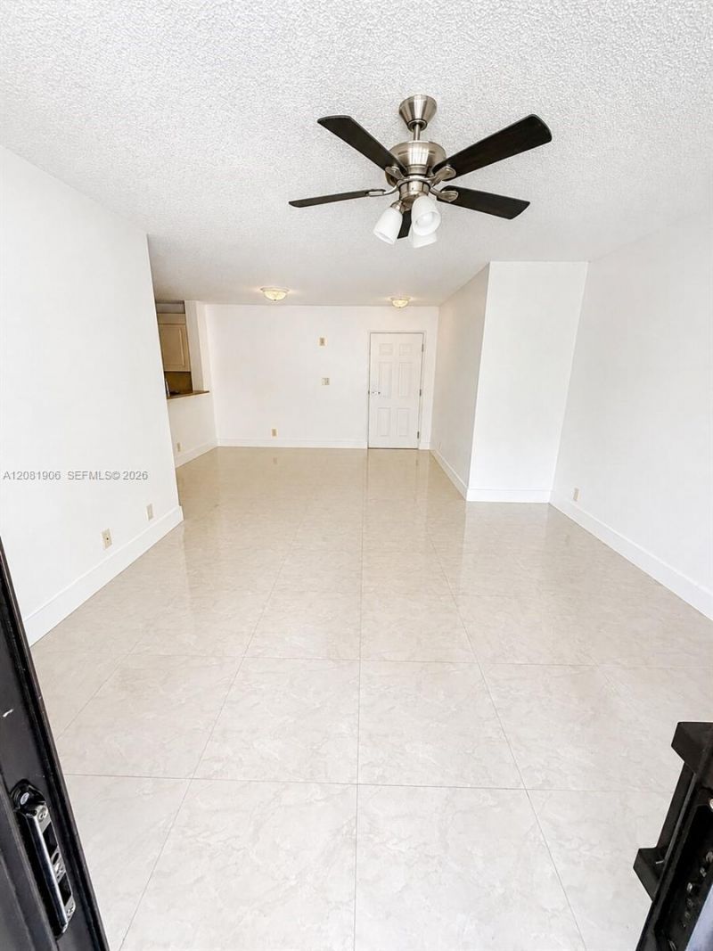 10131 W Sunrise Blvd, Unit 204, Plantation, FL 33322 Photo
