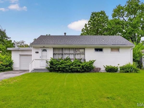 109 Cascade Drive , Belleville, IL 62223