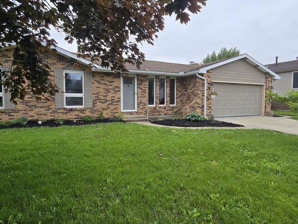 905 Canterbury Drive, Celina, OH 45822
