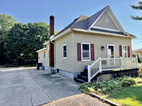 Main Photo