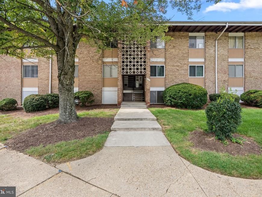510 Wilson Bridge Drive, Unit 6711 C-1, Oxon Hill, MD 20745 Main Photo