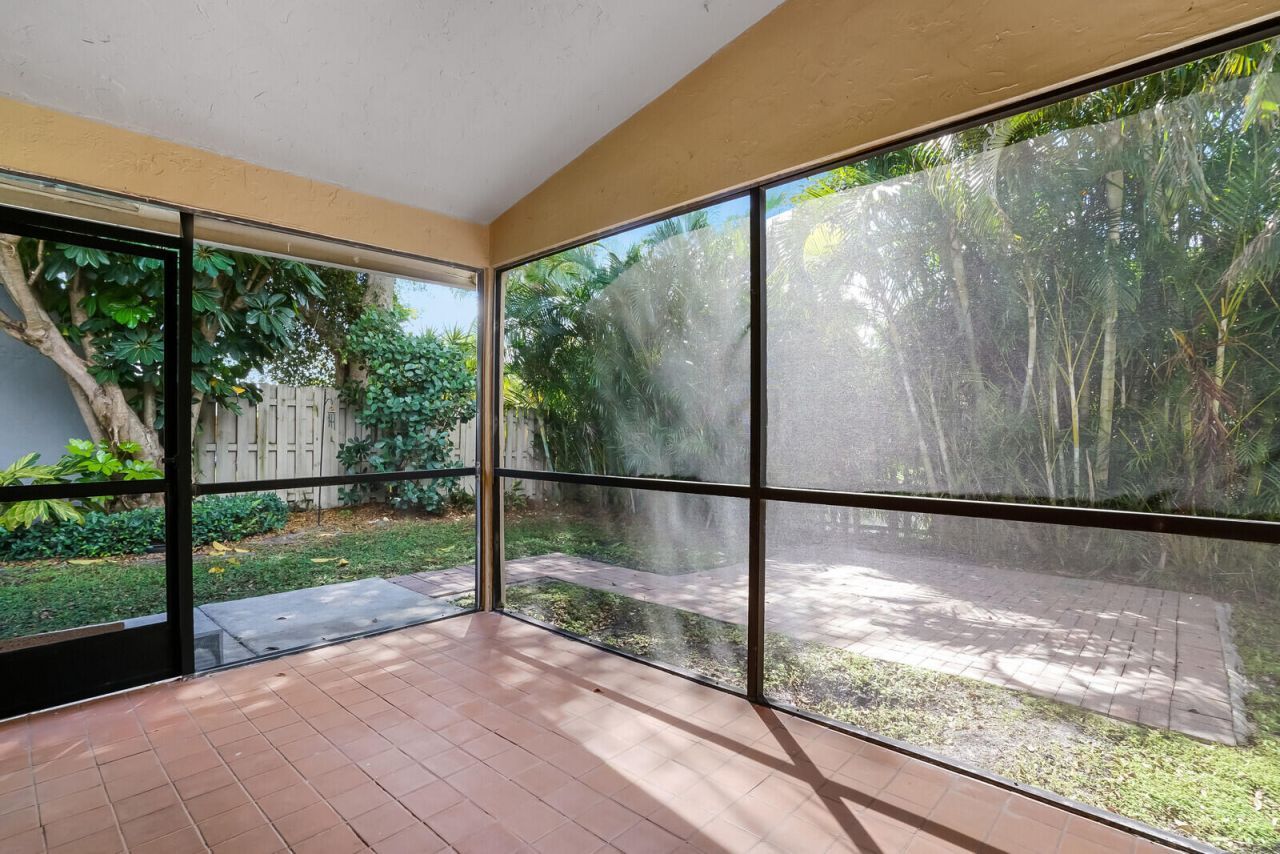 1080 NW 19th Terrace, Delray Beach, FL 33445 Photo