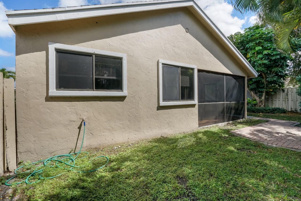 1080 NW 19th Terrace, Delray Beach, FL 33445 Photo