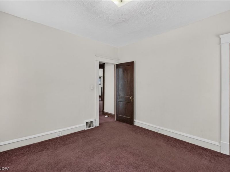 11616 Buckingham Avenue, Cleveland, OH 44120 Photo 35