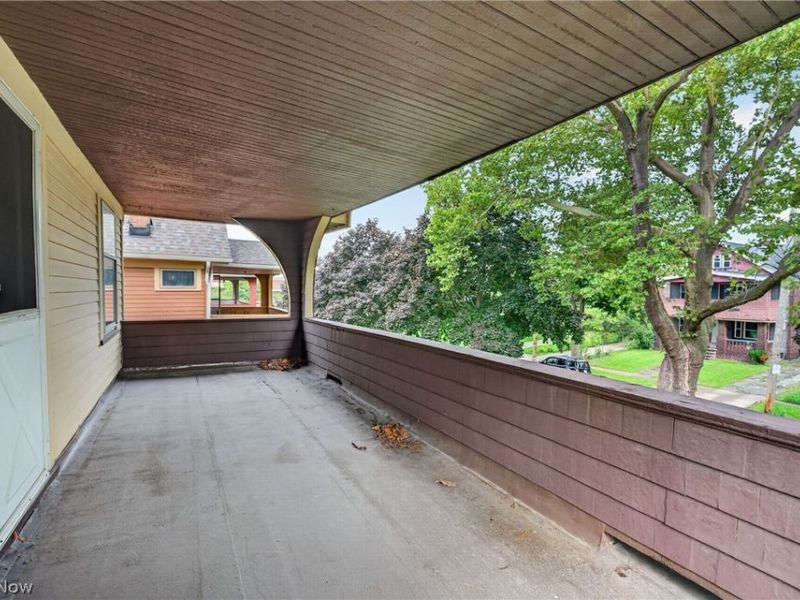 11616 Buckingham Avenue, Cleveland, OH 44120 Photo 8