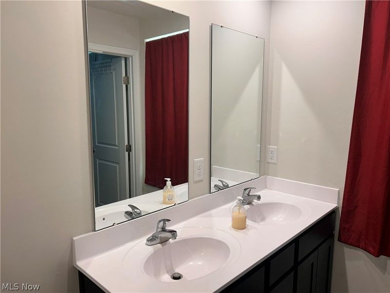 3293 Stafford Drive, Akron, OH 44312 Photo 18