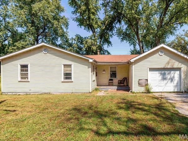 17 Denovion Court, Cahokia, IL 62206