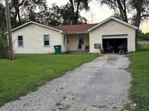 17 Denovion Court , Cahokia, IL 62206