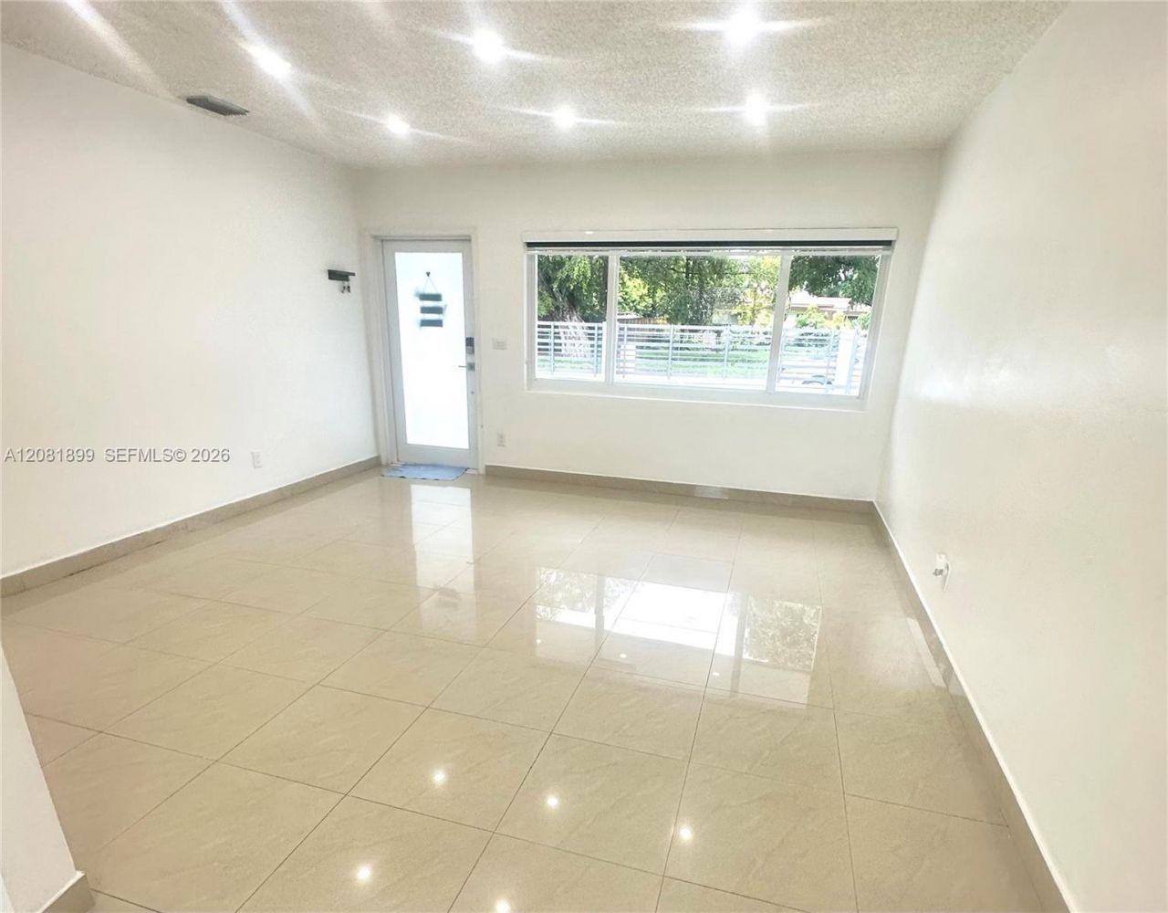 6605 W 6th Ave , Hialeah, FL 33012 Photo