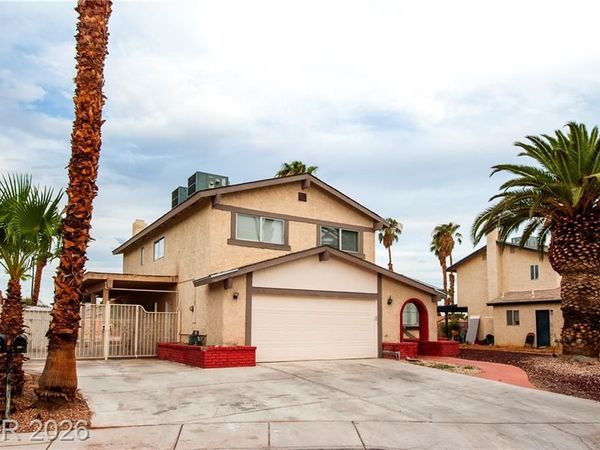 3576 Malafia Circle , Las Vegas, NV 89103
