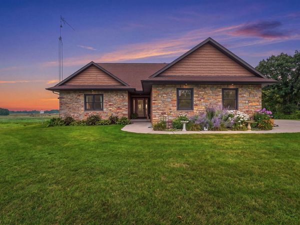 W6068 Neitzel Road, Waupun, WI 53963