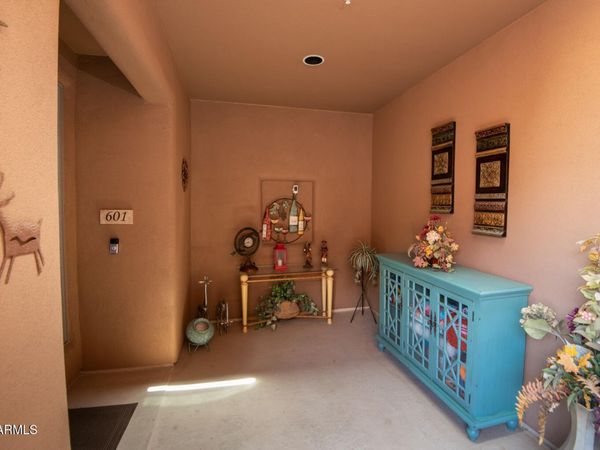 13600 N FOUNTAIN HILLS Boulevard, Unit 601, Fountain Hills, AZ 85268