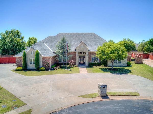 12325 Carriage Way, Oklahoma City, OK 73142