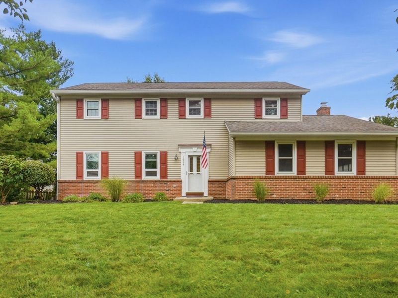 1036 Bryan Drive, Westerville, OH 43081 Photo 2