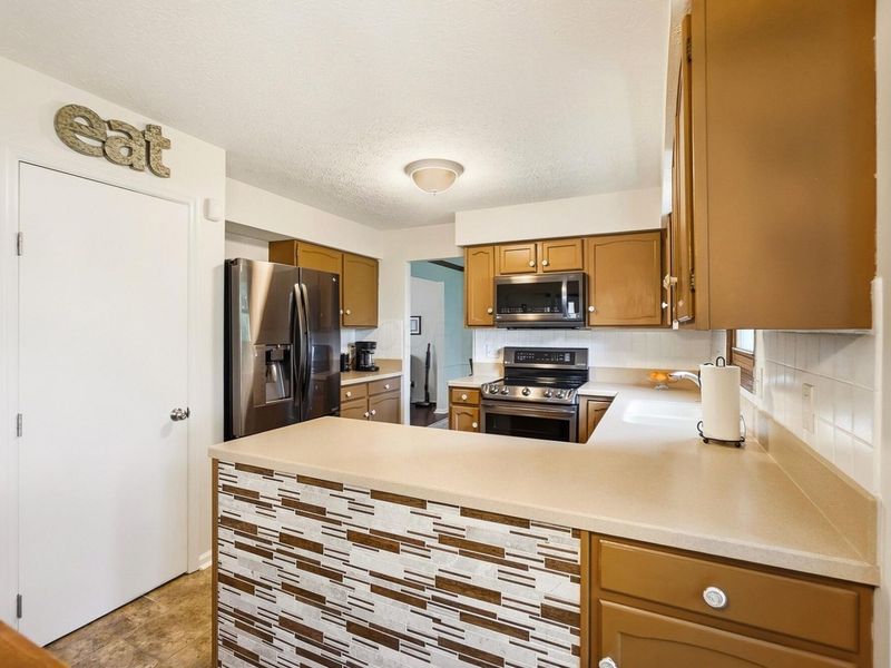 1036 Bryan Drive, Westerville, OH 43081 Photo 8