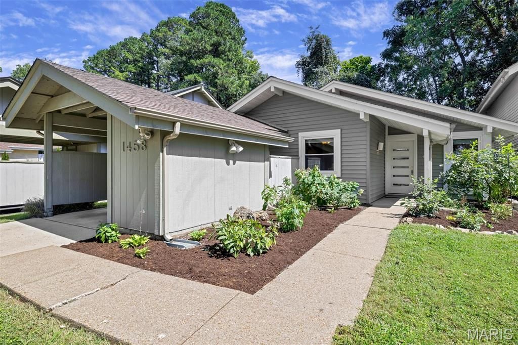 1458 Pine Row Court, Saint Louis, MO 63146 Main Photo