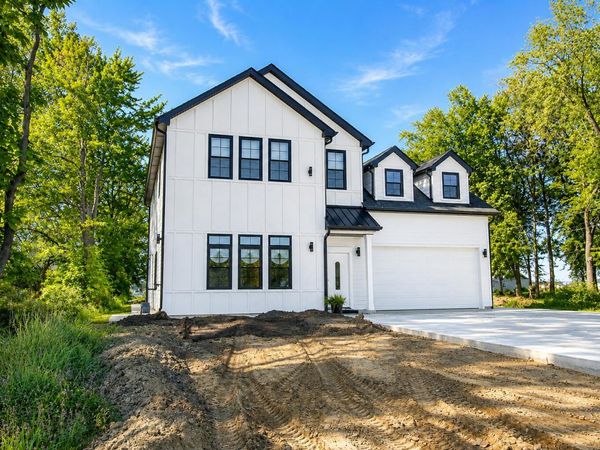 6063 Indiana 10 , Knox, IN 46534
