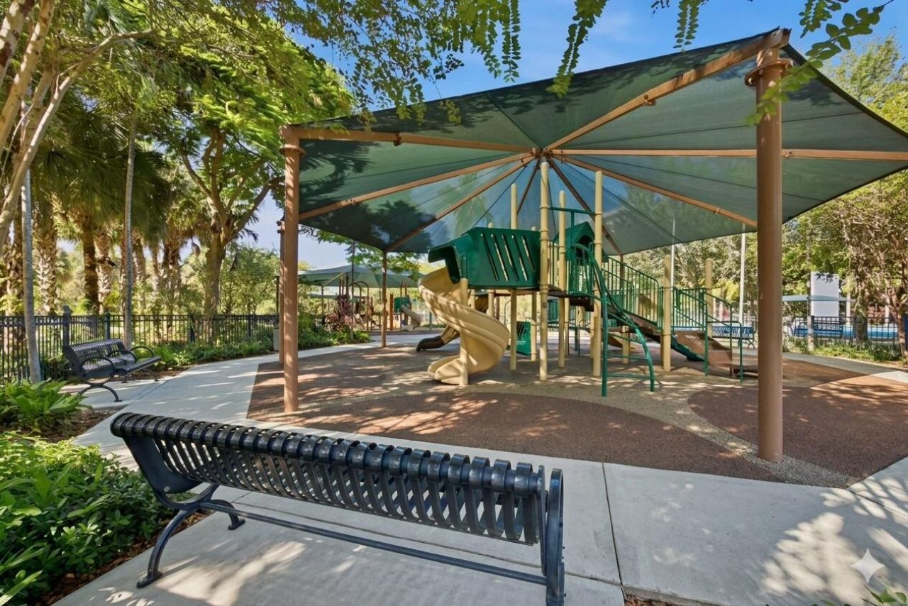 3500 Oaks Clubhouse Drive, Unit 510, Pompano Beach, FL 33069 Photo