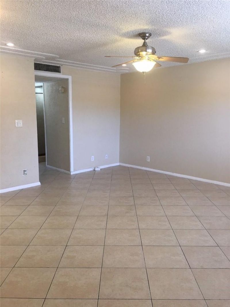 2840 NE 14th Street Causeway, Pompano Beach, FL 33062 Photo