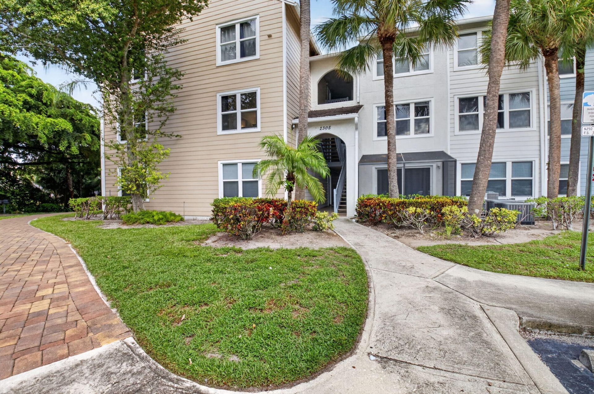 2305 N Congress Avenue, Boynton Beach, FL 33426 Photo