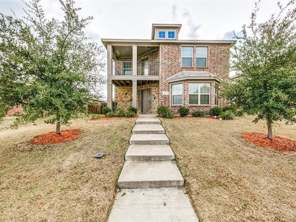 1774 Pioneer Way , Lancaster, TX 75146