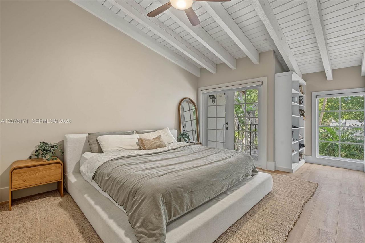 825 SE 2nd St , Unit 825, Fort Lauderdale, FL 33301 Photo