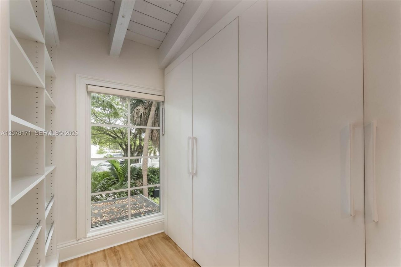 825 SE 2nd St , Unit 825, Fort Lauderdale, FL 33301 Photo