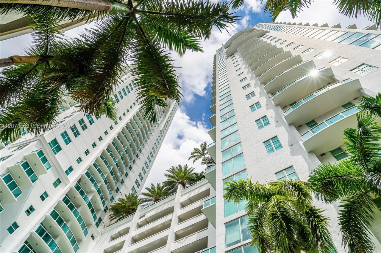 41 SE 5th St , Unit 1117, Miami, FL 33131 Photo