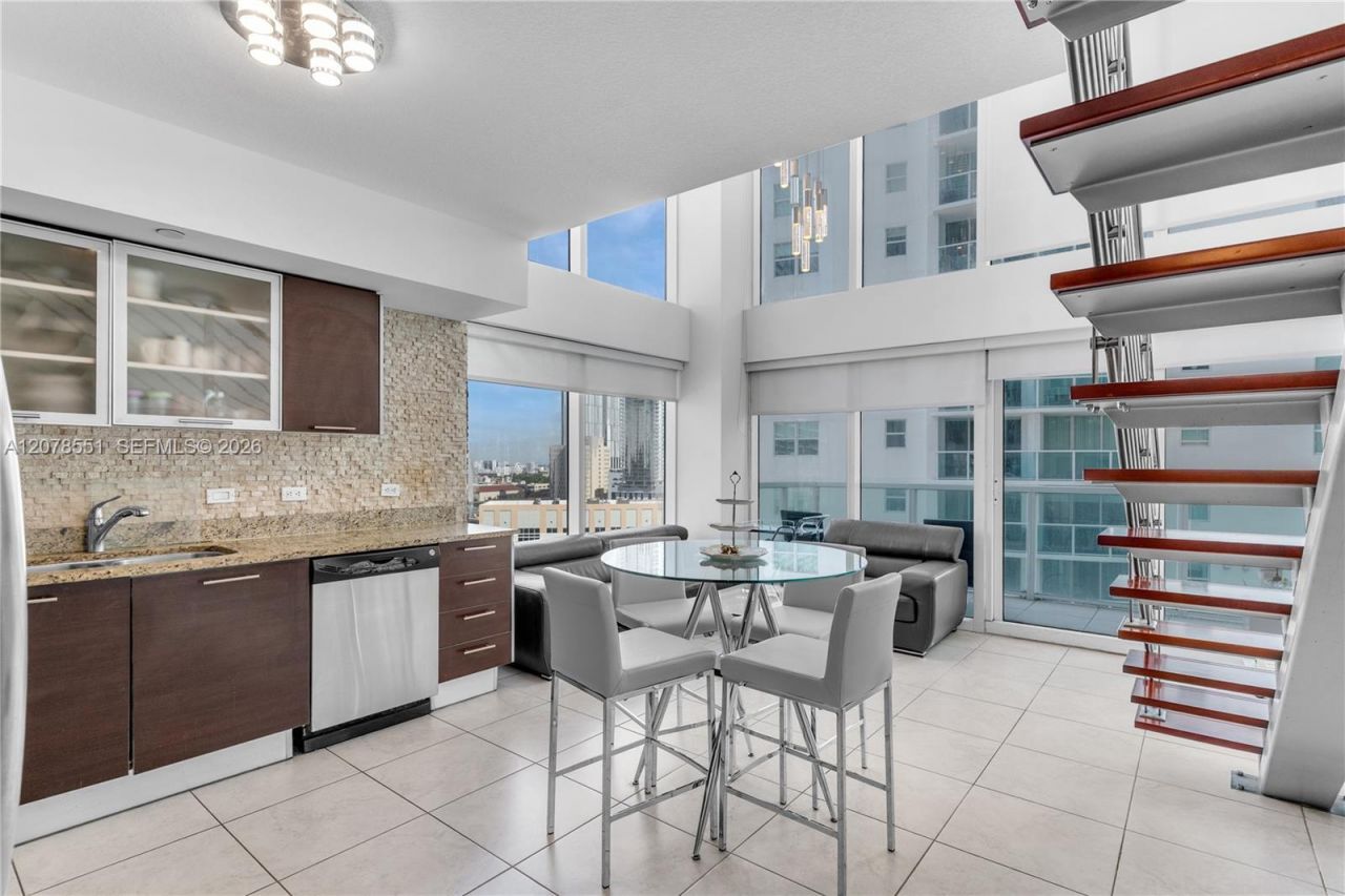 41 SE 5th St , Unit 1117, Miami, FL 33131 Photo