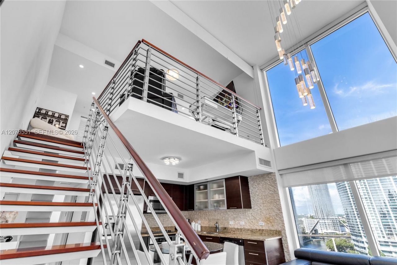 41 SE 5th St , Unit 1117, Miami, FL 33131 Photo