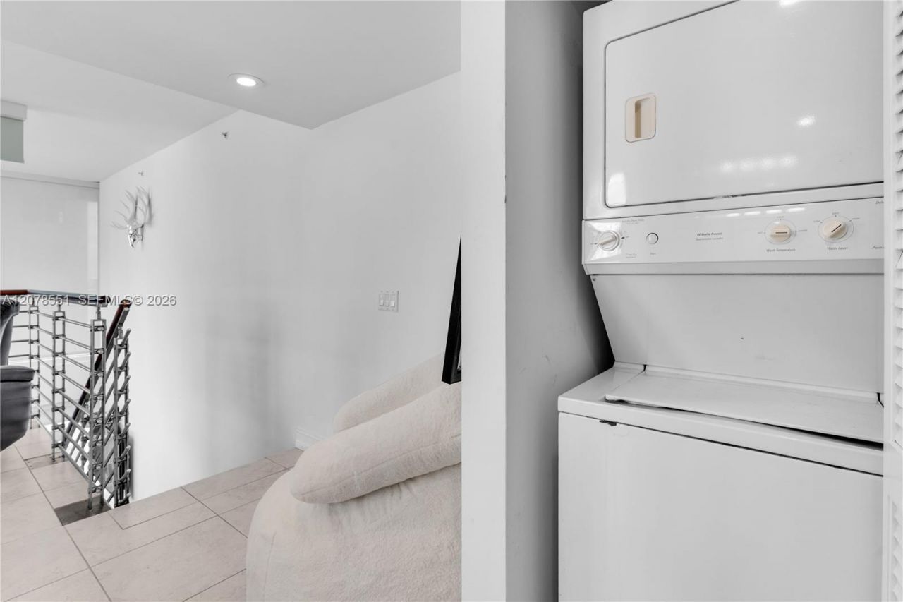 41 SE 5th St , Unit 1117, Miami, FL 33131 Photo