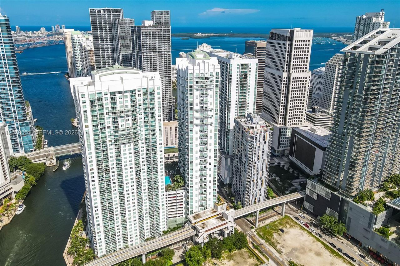 41 SE 5th St , Unit 1117, Miami, FL 33131 Photo