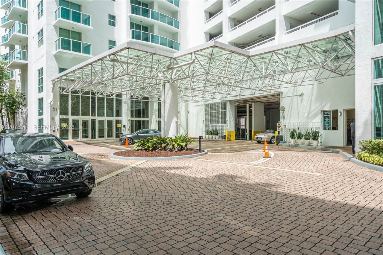 41 SE 5th St , Unit 1117, Miami, FL 33131 Photo