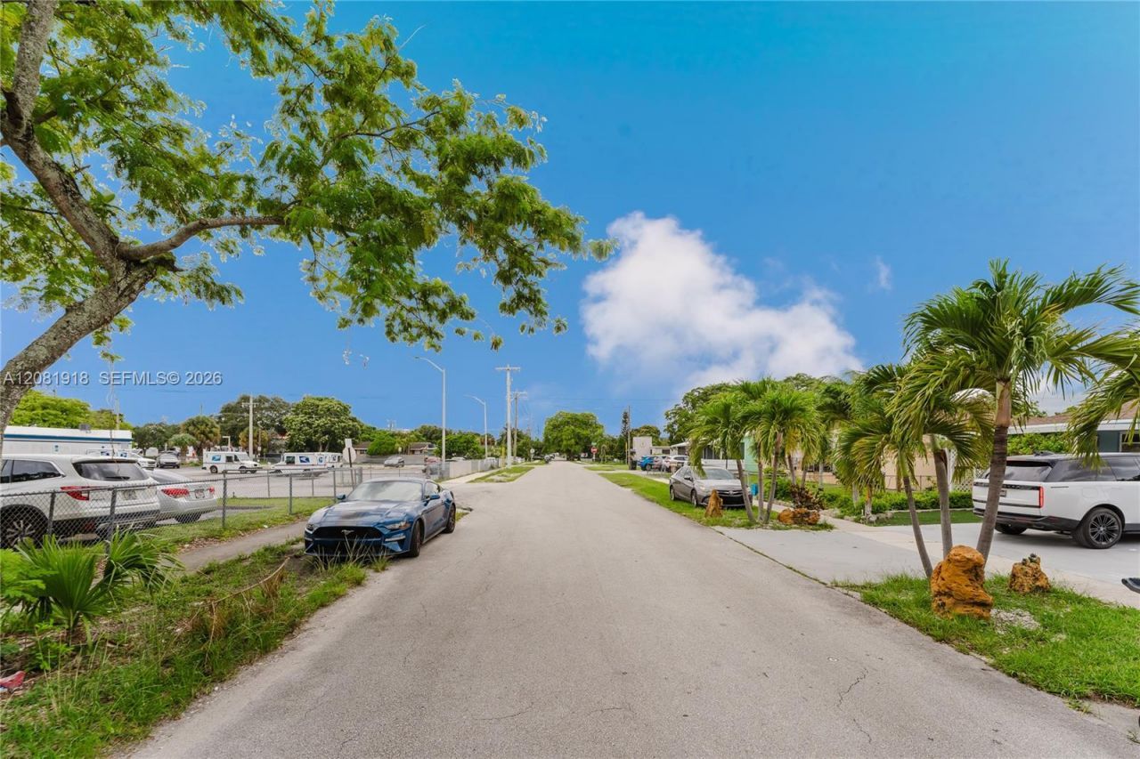 5737 Grant St, Hollywood, FL 33021 Photo