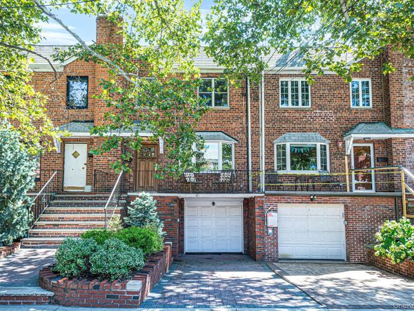 63-27 72nd Street, Middle Village, NY 11379