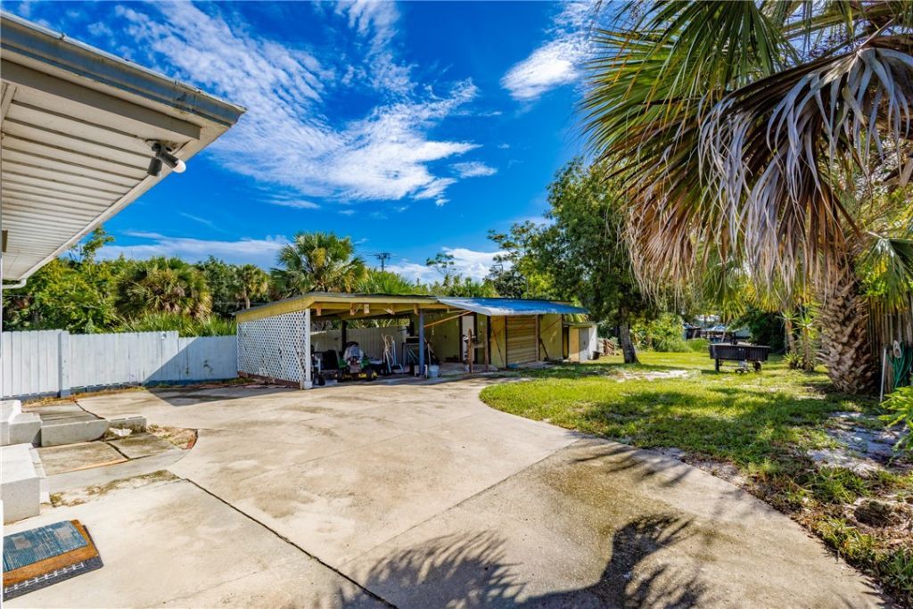 9520 Riverview Drive, Micco, FL 32976 Photo