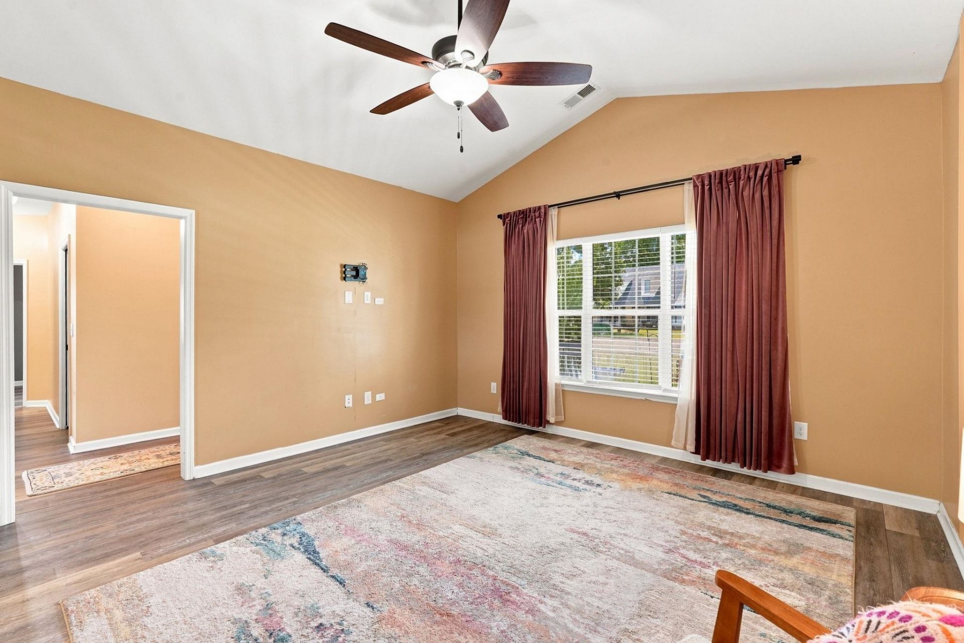 198 Chickasaw Ln.  Photo 8