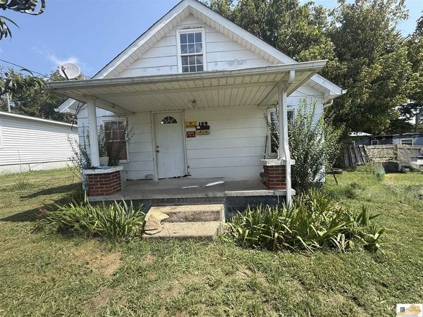 109 Monroe Drive , Glasgow, KY 42141